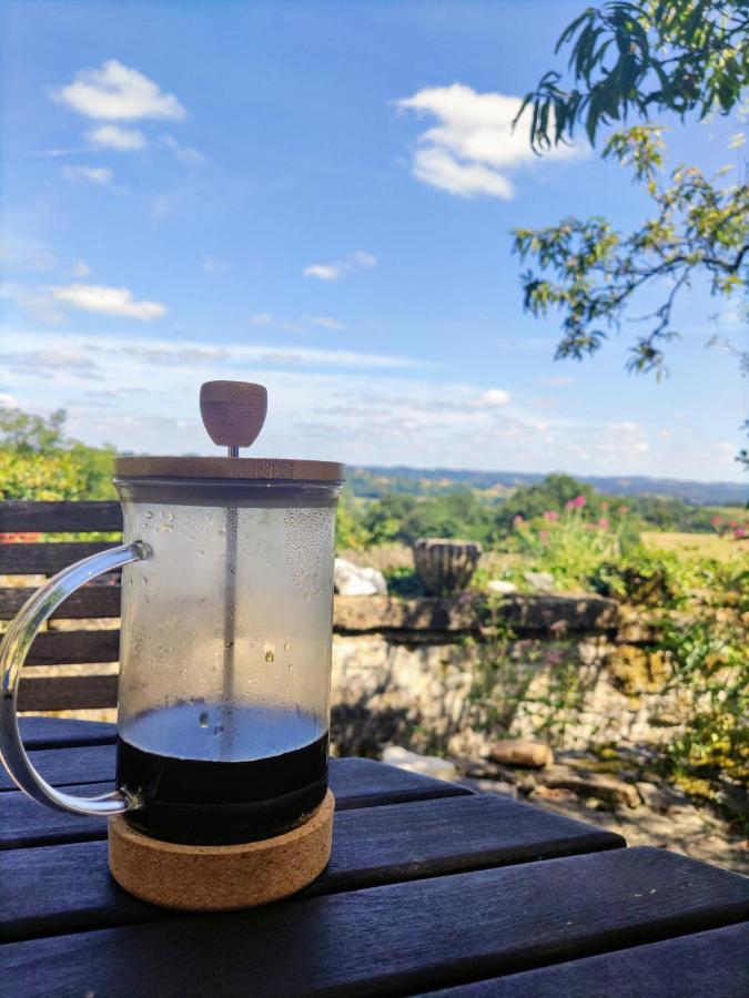 Thiviers La Fontaine Du Mas B&B 외부 사진