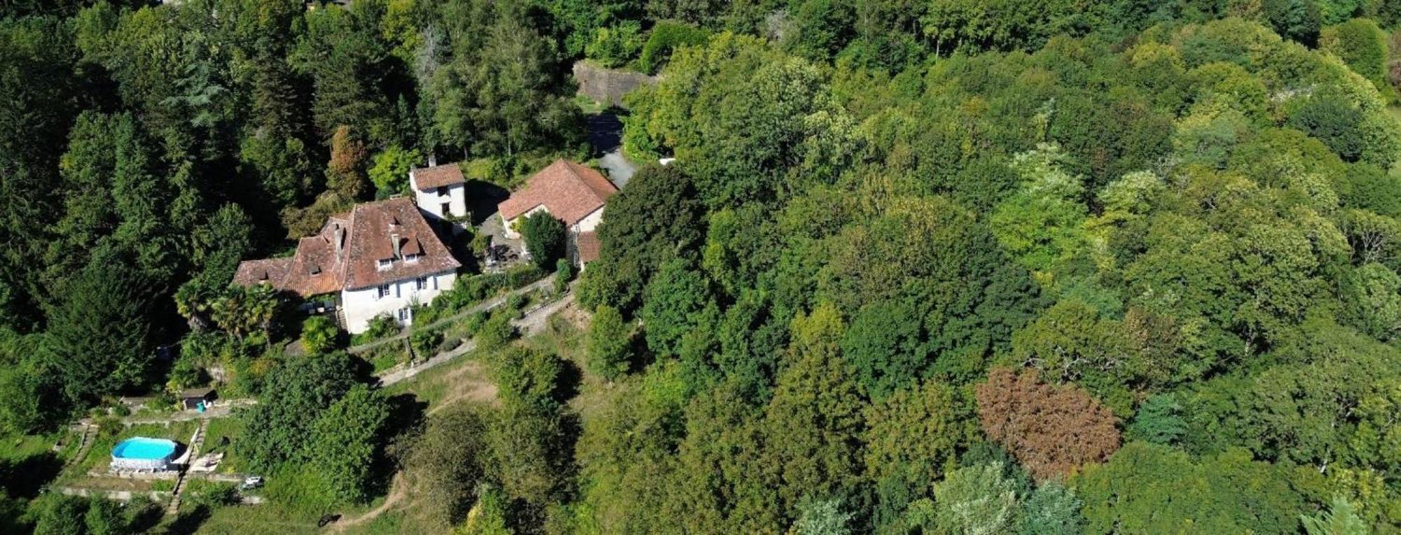 Thiviers La Fontaine Du Mas B&B 외부 사진